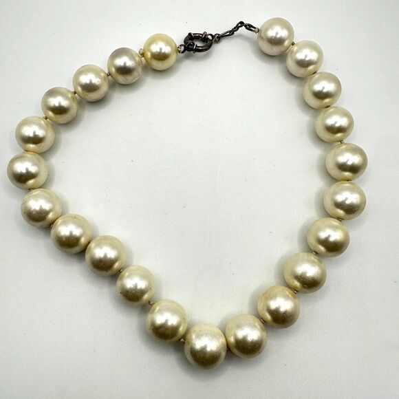 16" Vintage Heavy Ceramic Faux Pearl necklace with sterling silver hardware! - Picture 1 of 13